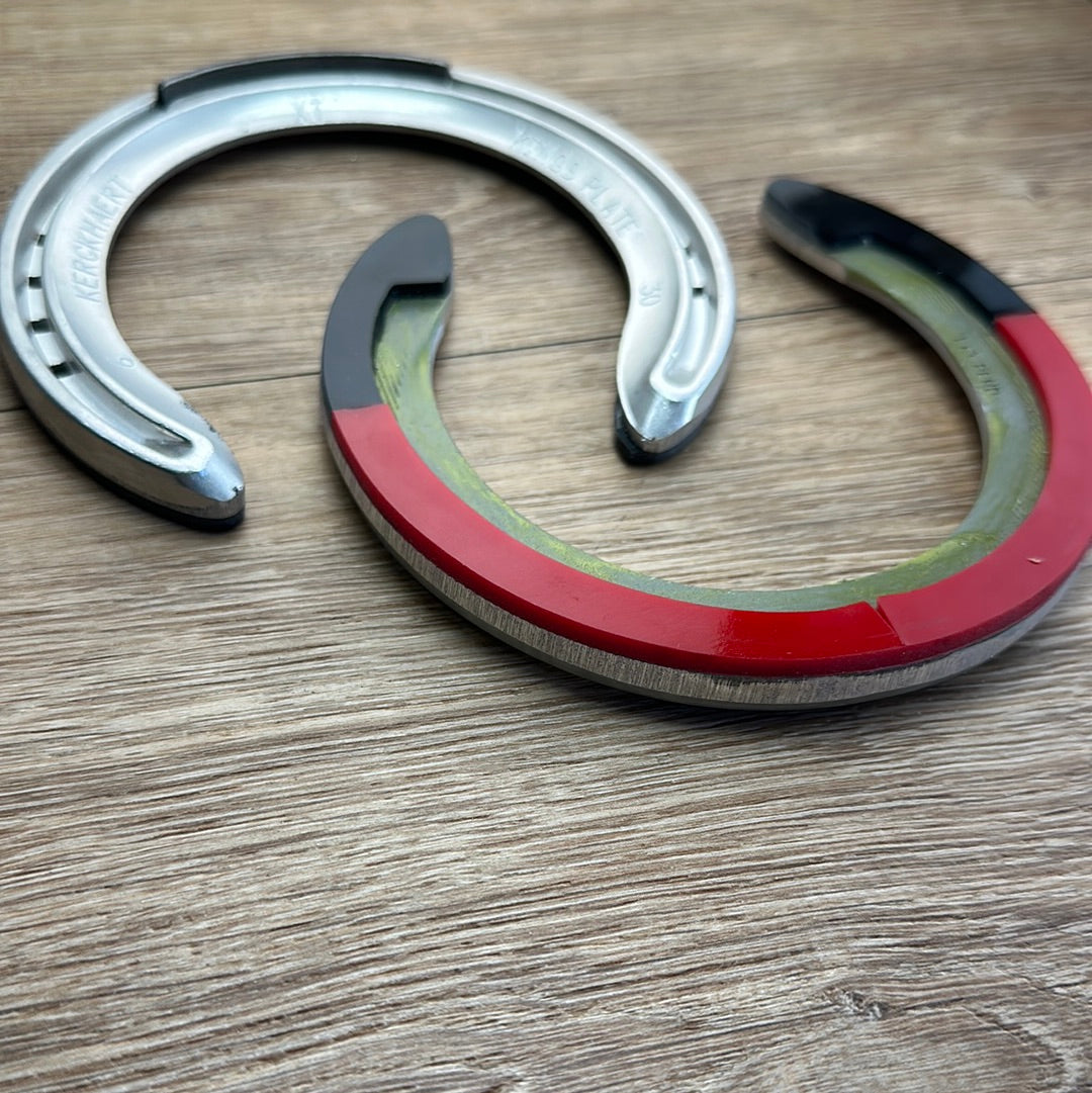 Kerckhaert Kings Plate - Padded with Red & Blacks